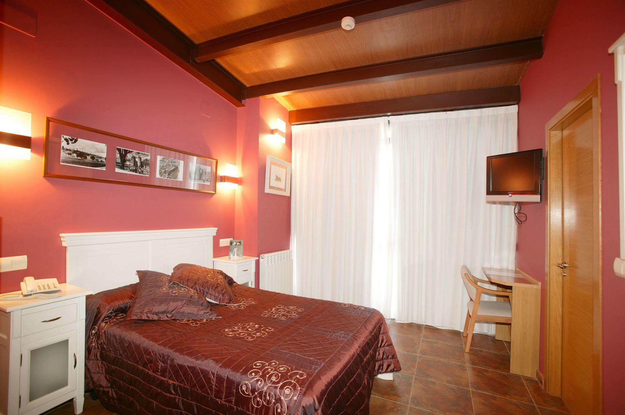 Hotel Las Murallas Ávila Kültér fotó