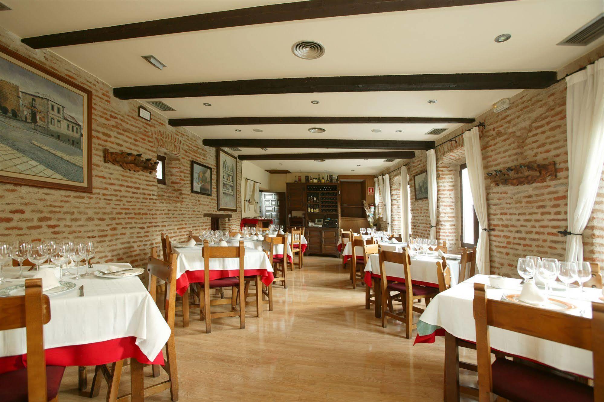 Hotel Las Murallas Ávila Kültér fotó